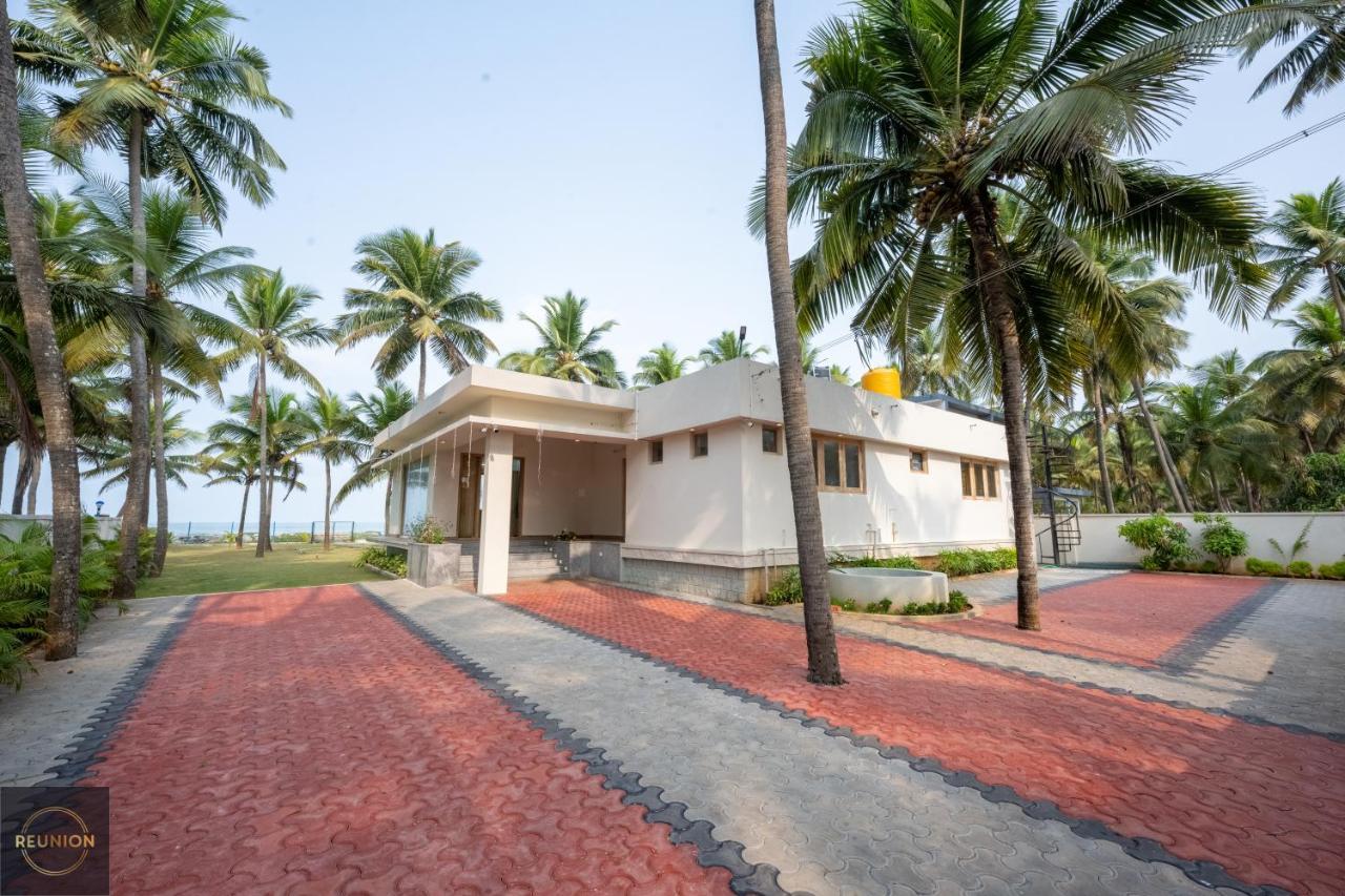 Reunion Ocean Elite - Beach House Udupi Exteriör bild