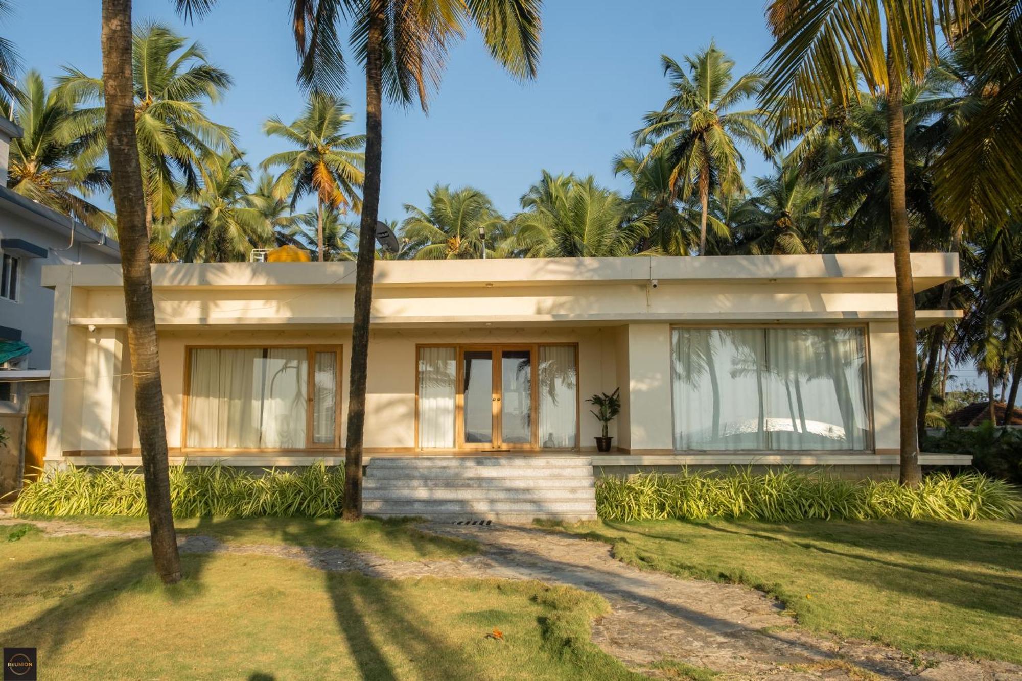 Reunion Ocean Elite - Beach House Udupi Exteriör bild