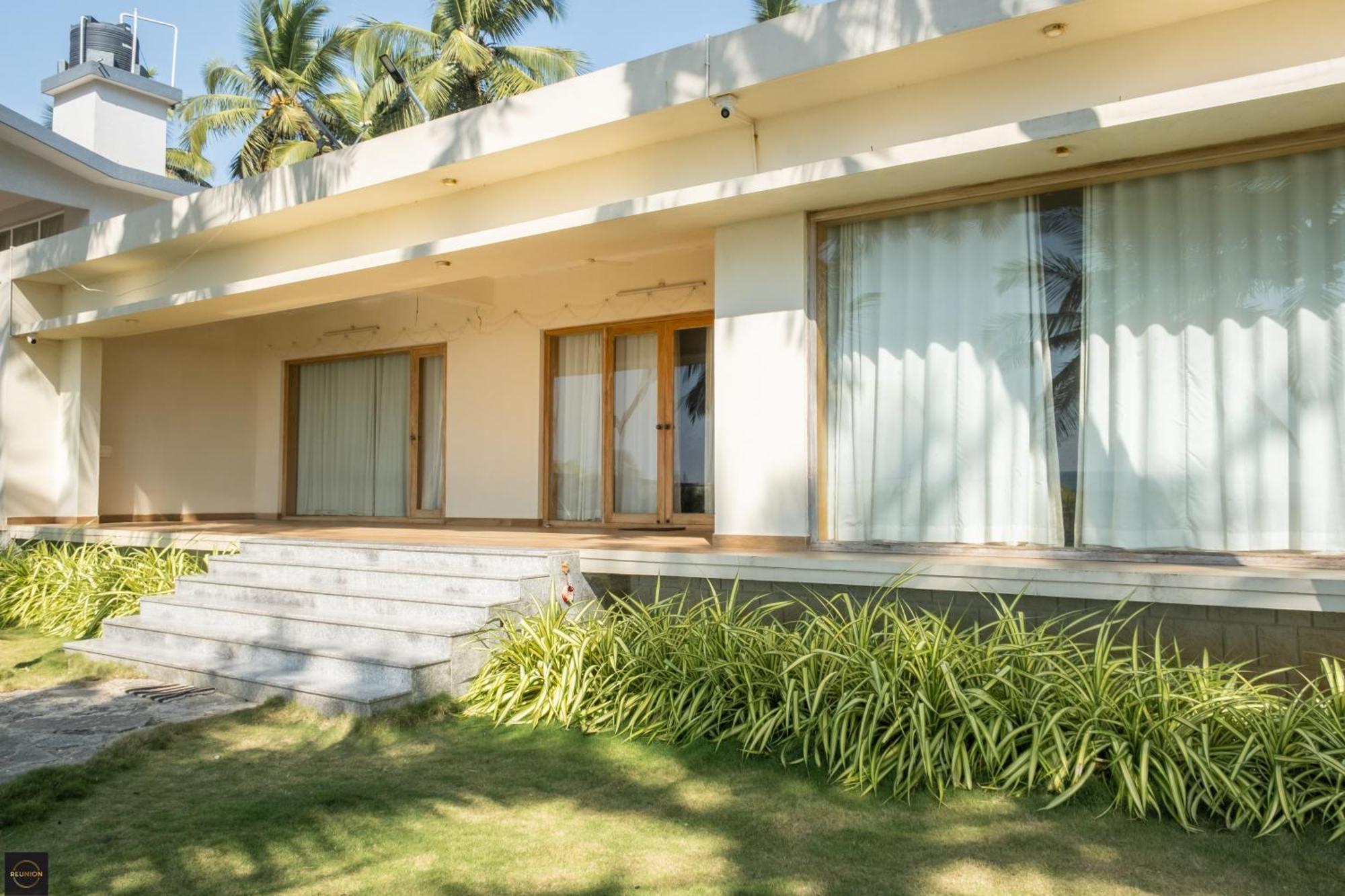 Reunion Ocean Elite - Beach House Udupi Exteriör bild